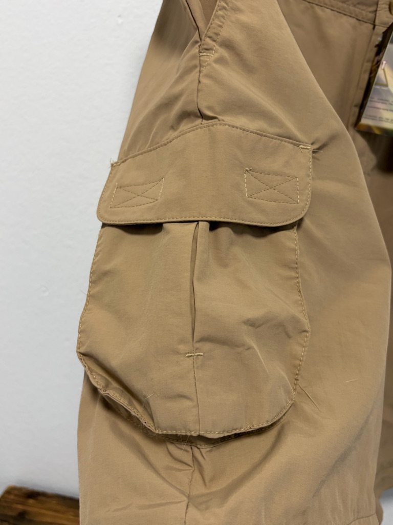 Campmor Vintage Khaki Tan Cargo Convertible Hiking Pans Shorts - Nwt - Xxl — image 4 of 8